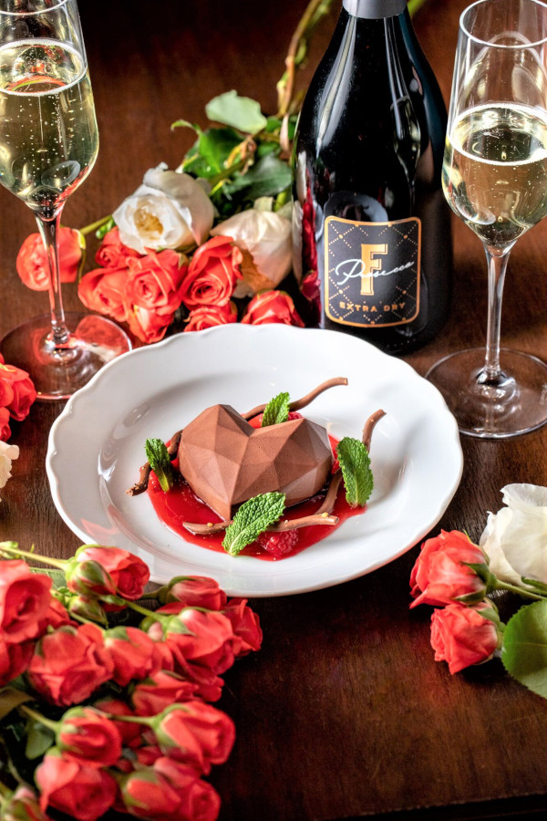 Mousse-al-cioccolato-e-lamponi-credit-Will-Engelmann