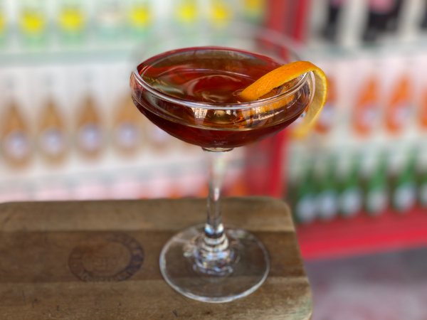 Dona-vega-mezcal-manhattan