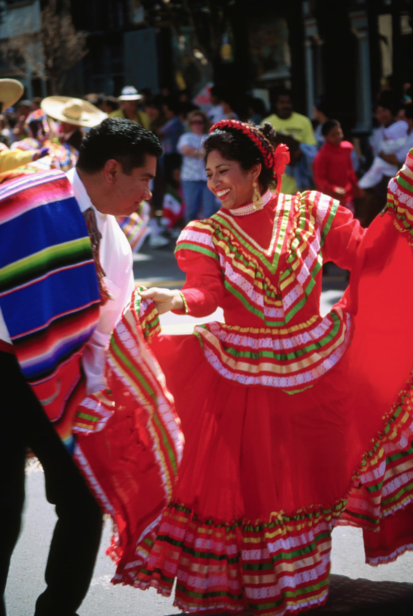 cinco-de-mayo-dancers