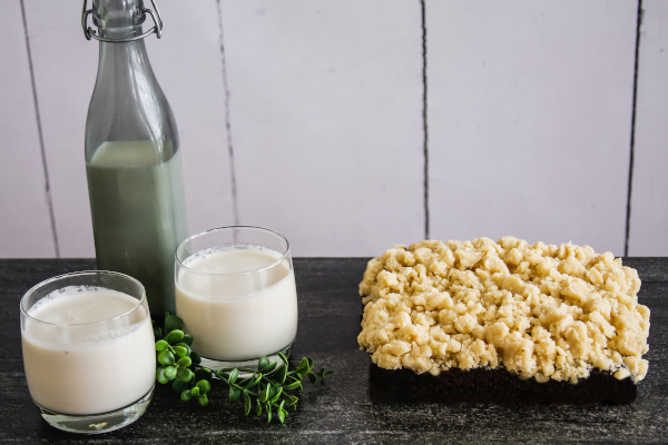 Brooklyn Danny Boy Crumb Cake courtesy Clarkson Avenue-600