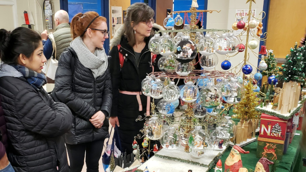 grand-holiday-bazaar-600